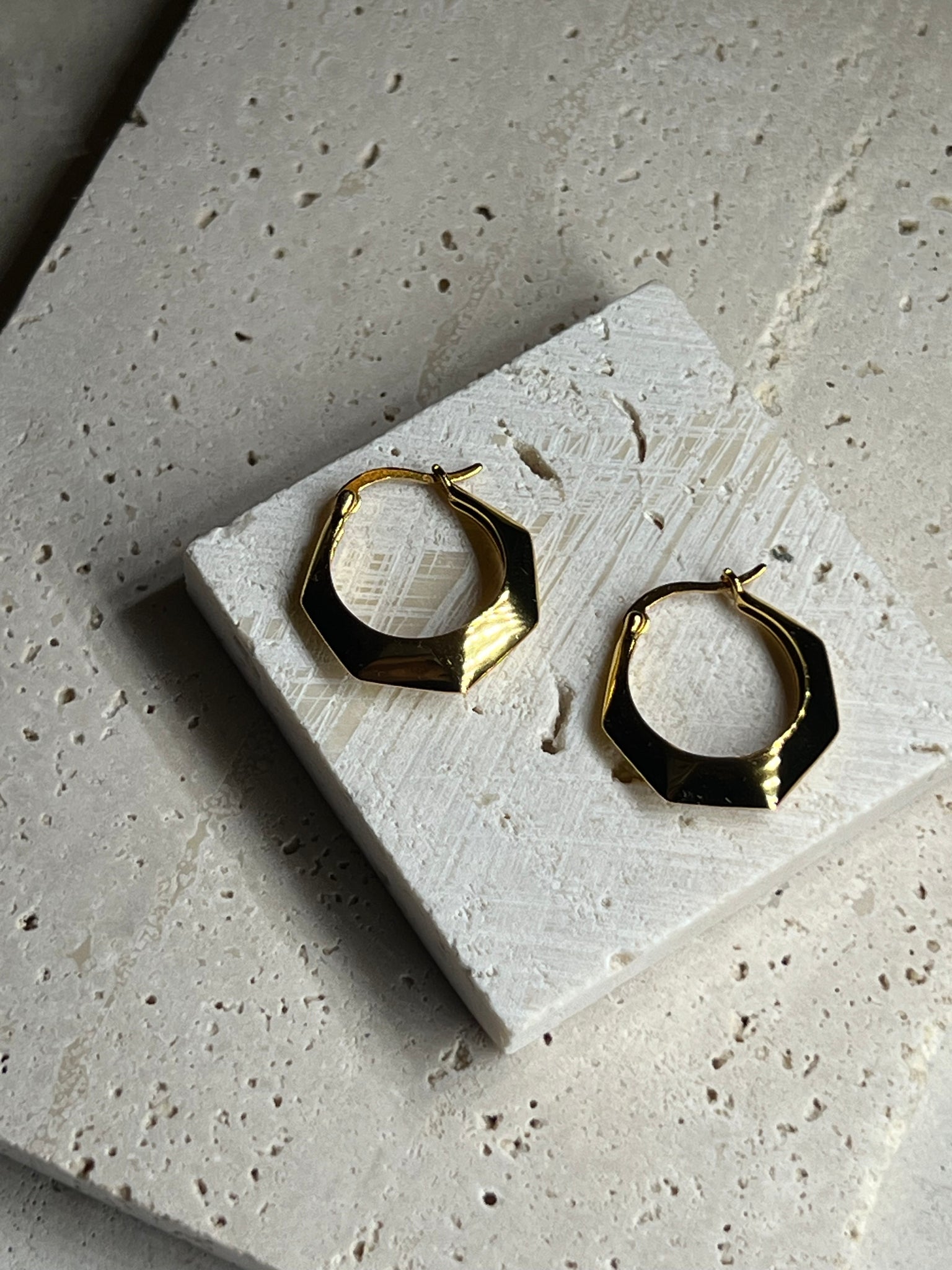 Mimi hexagon Creolen 18k Gold Vermeil