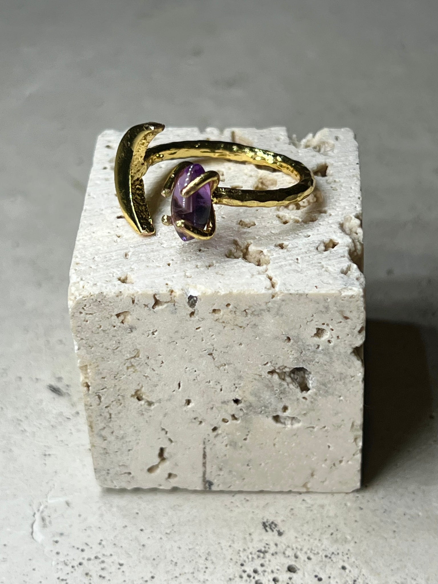 Mondring Amethyst