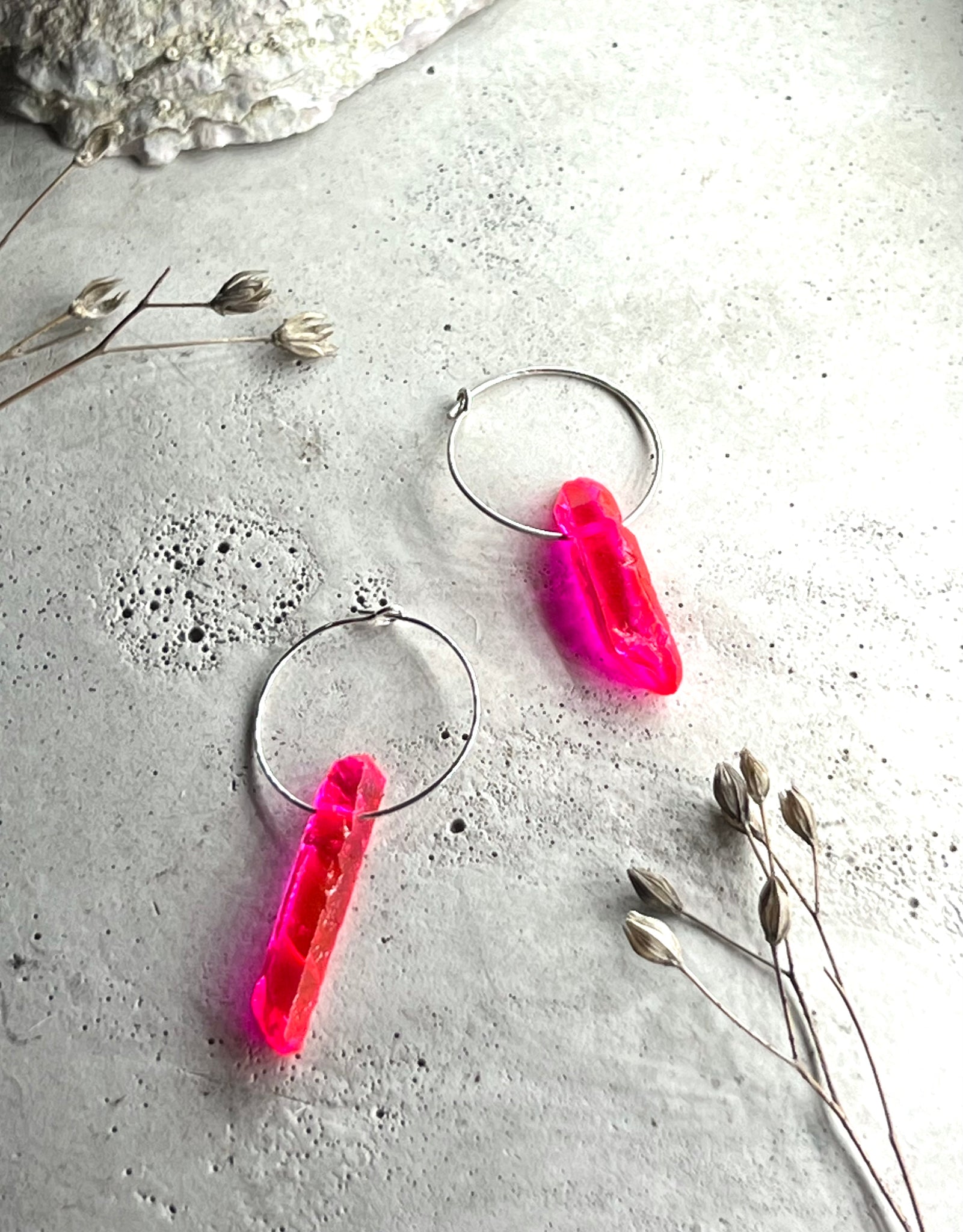 Rush Eco Silber Hoops & pink crystals