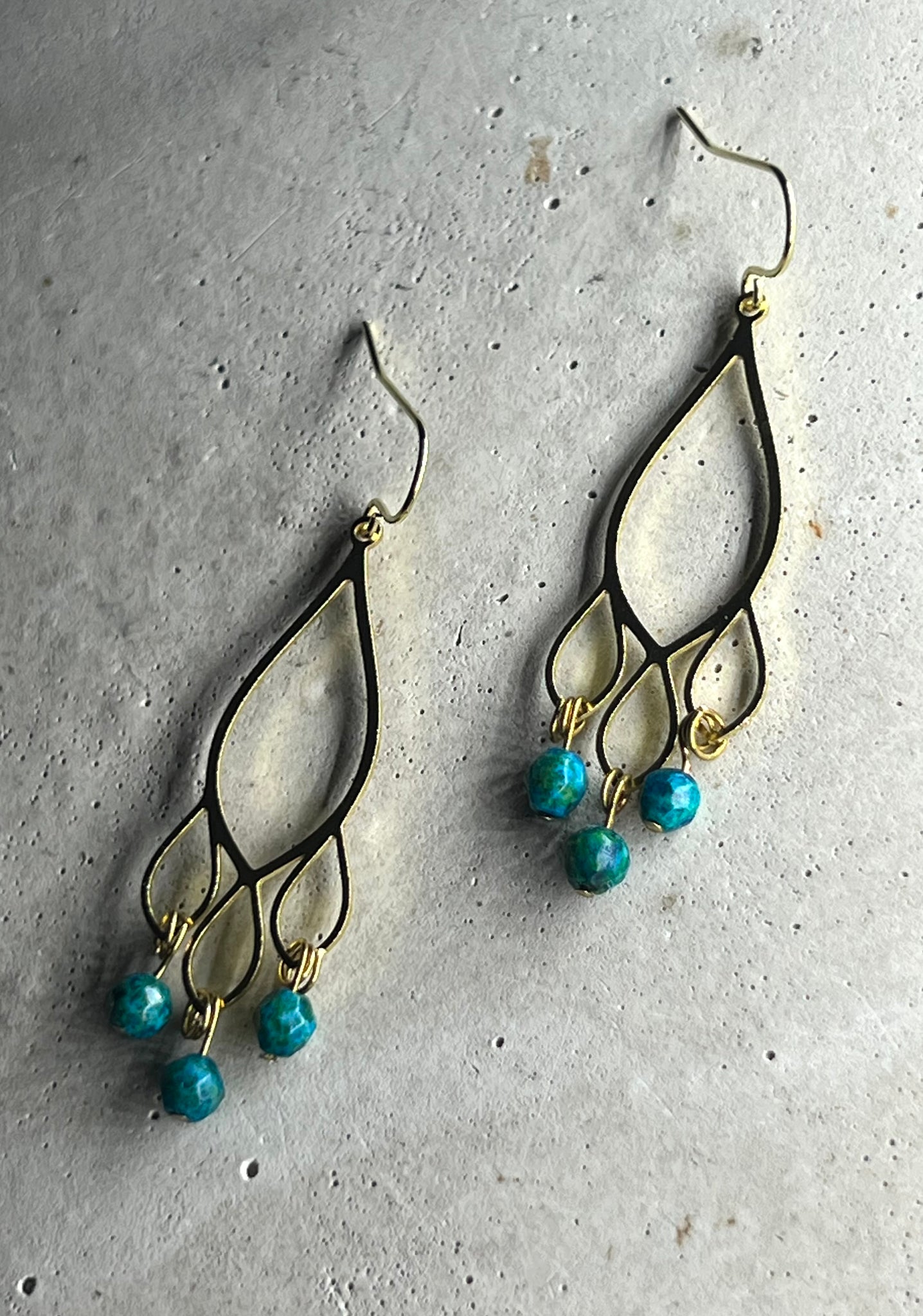 Freya Smaragd Earrings
