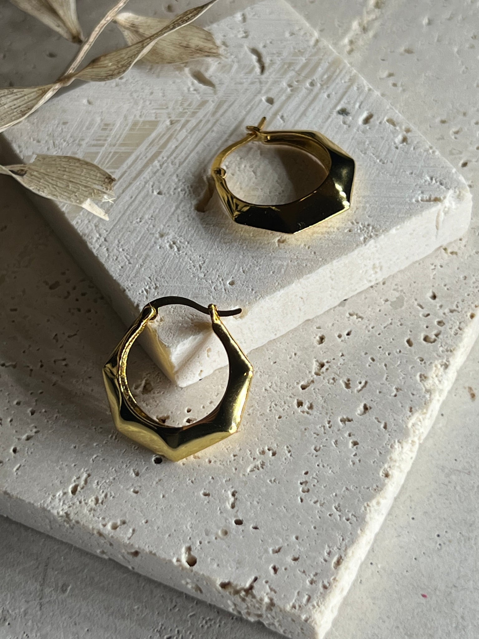 Mimi hexagon Creolen 18k Gold Vermeil