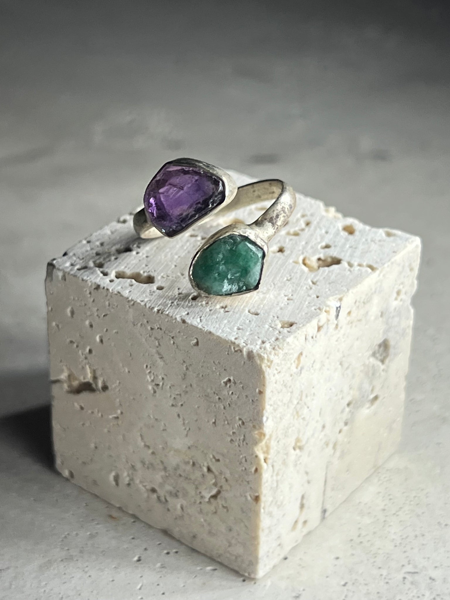 Amethyst & Smaragd Silberring