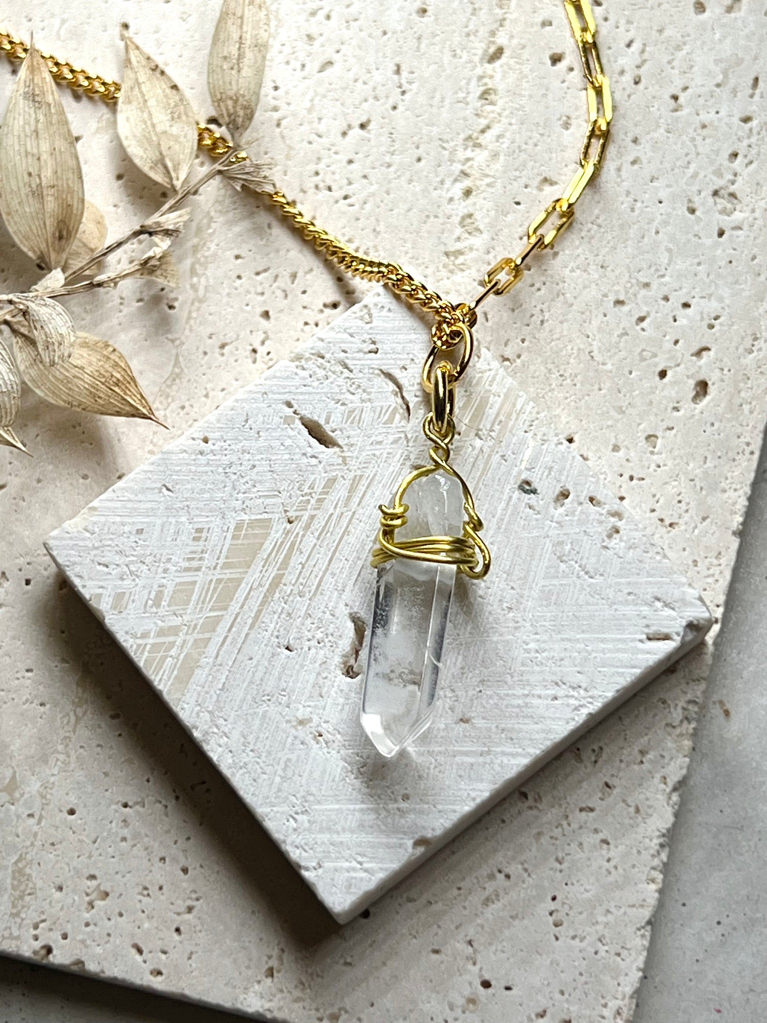 Maxi 18k Choker mit Bergkristallspitze