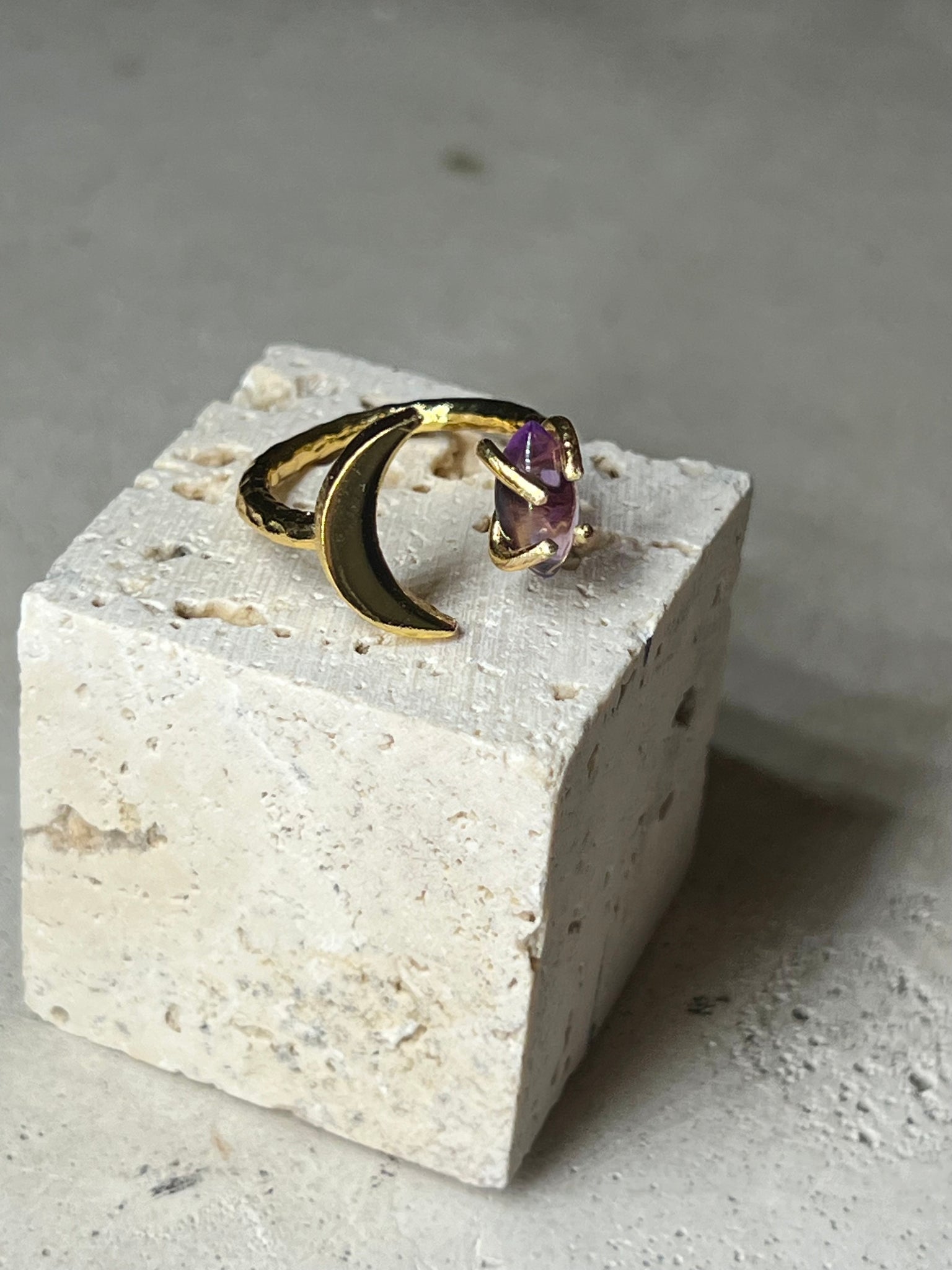 Mondring Amethyst