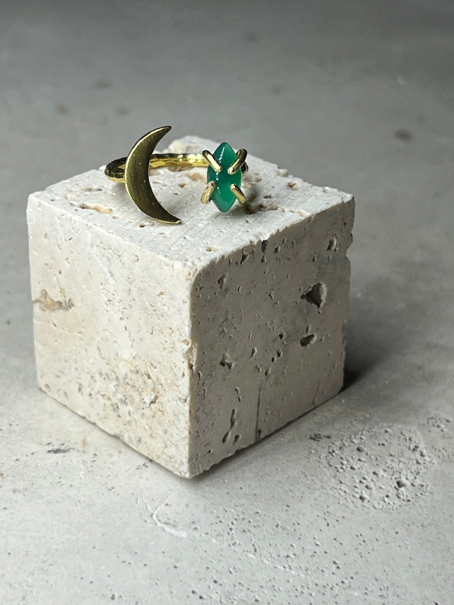 Mondring grüner Onyx