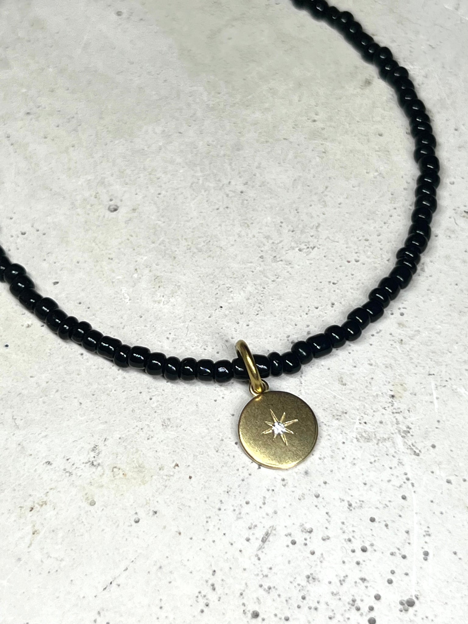 Cutie Perlenkette black Pearls with Crystal Star Anhänger