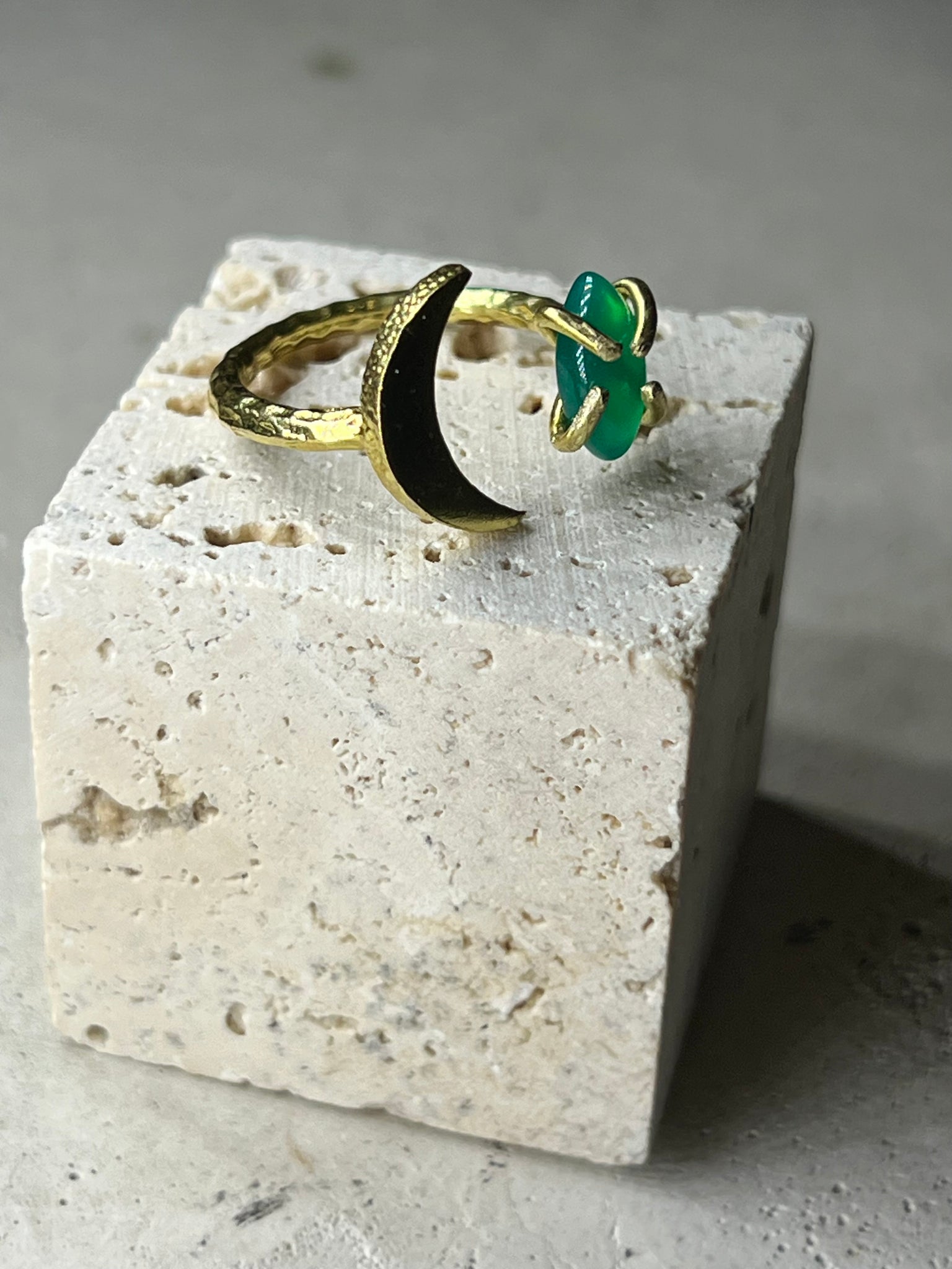 Mondring grüner Onyx