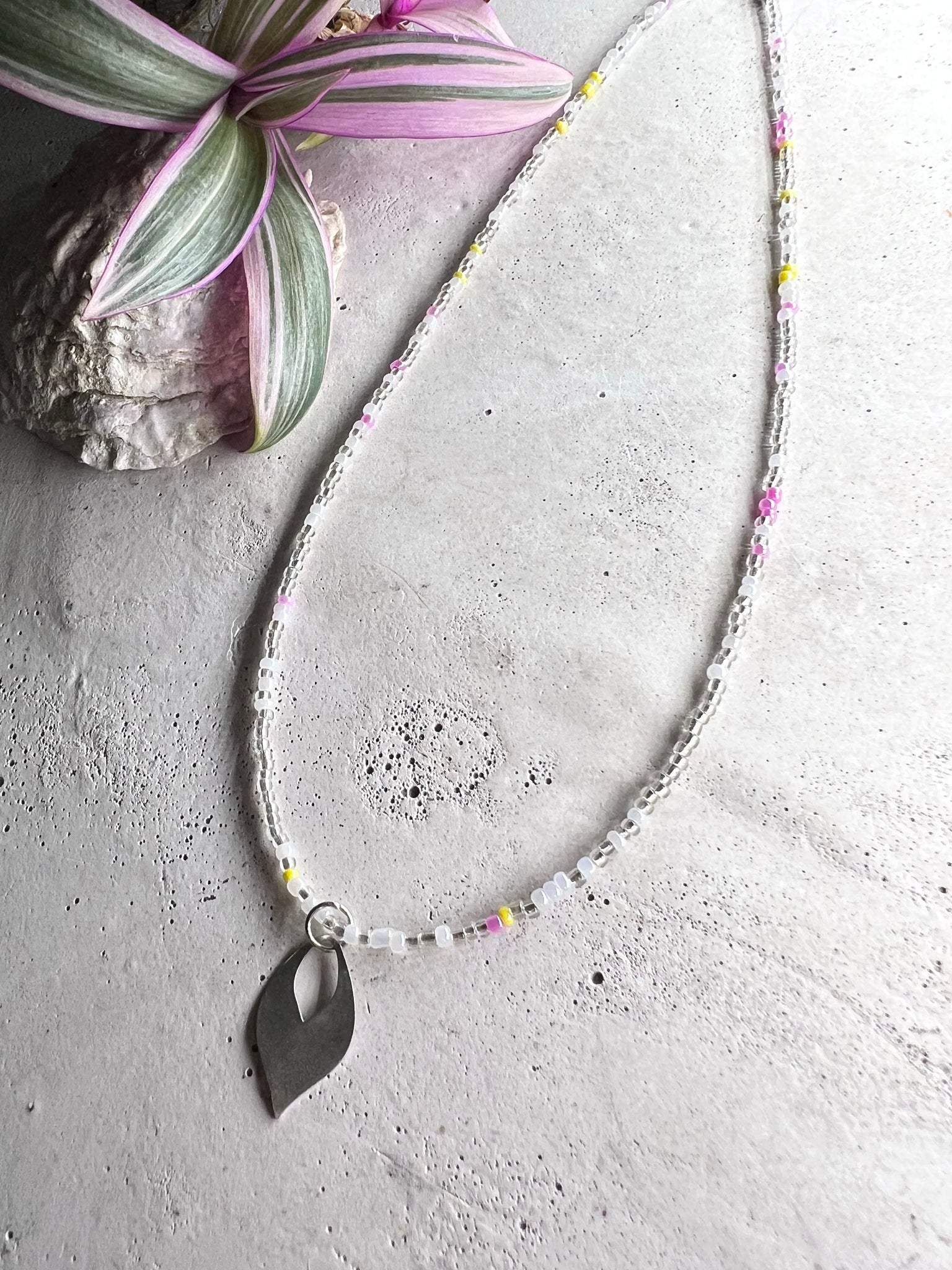 Cutie Perlenkette pastel Pearls with Silver Tear